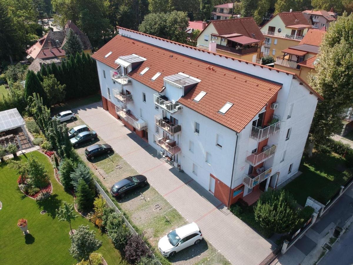 Dorina Wellness Apartman Siófok Exterior foto